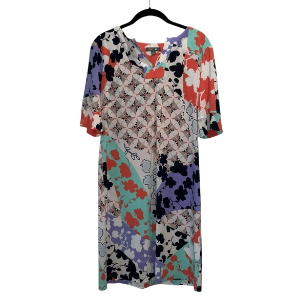 Roz & Ali Dresses & Skirts - Roz & Ali Floral Patchwork Shift Dress | Size 10